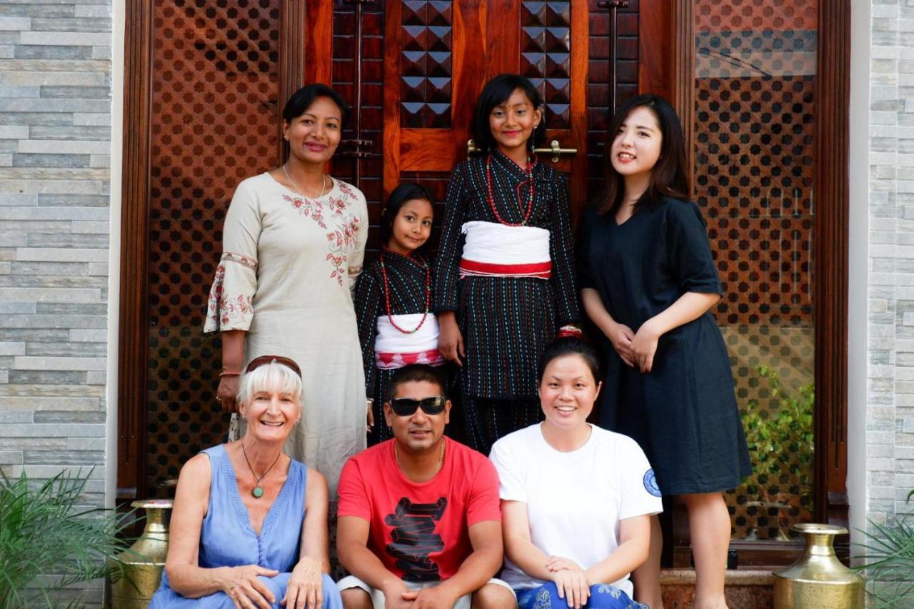 Shine Homestay Famille Francophone Katmandou Extérieur photo