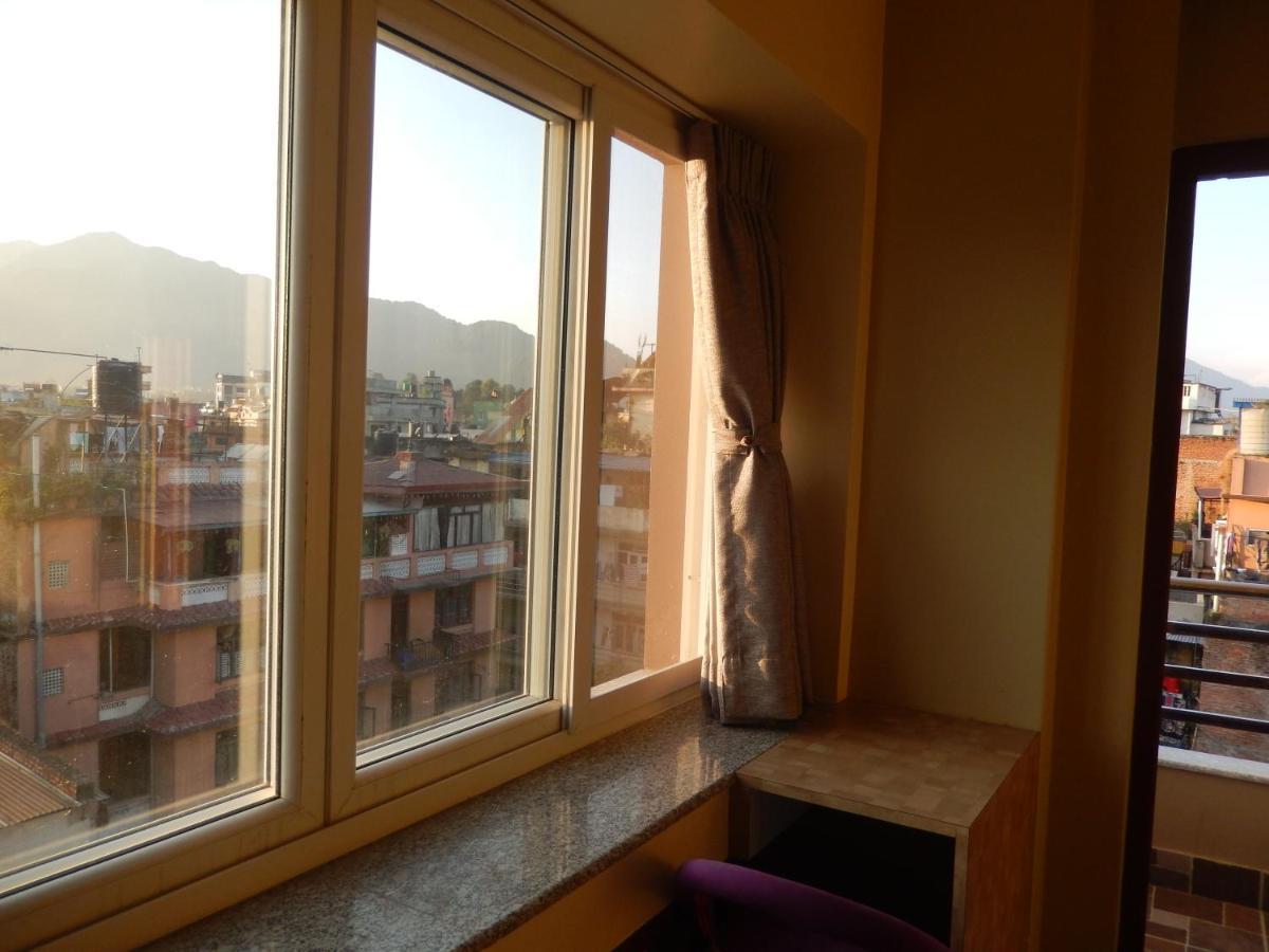 Shine Homestay Famille Francophone Katmandou Extérieur photo