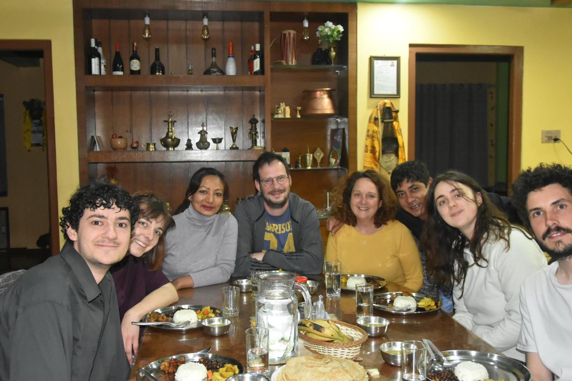 Shine Homestay Famille Francophone Katmandou Extérieur photo