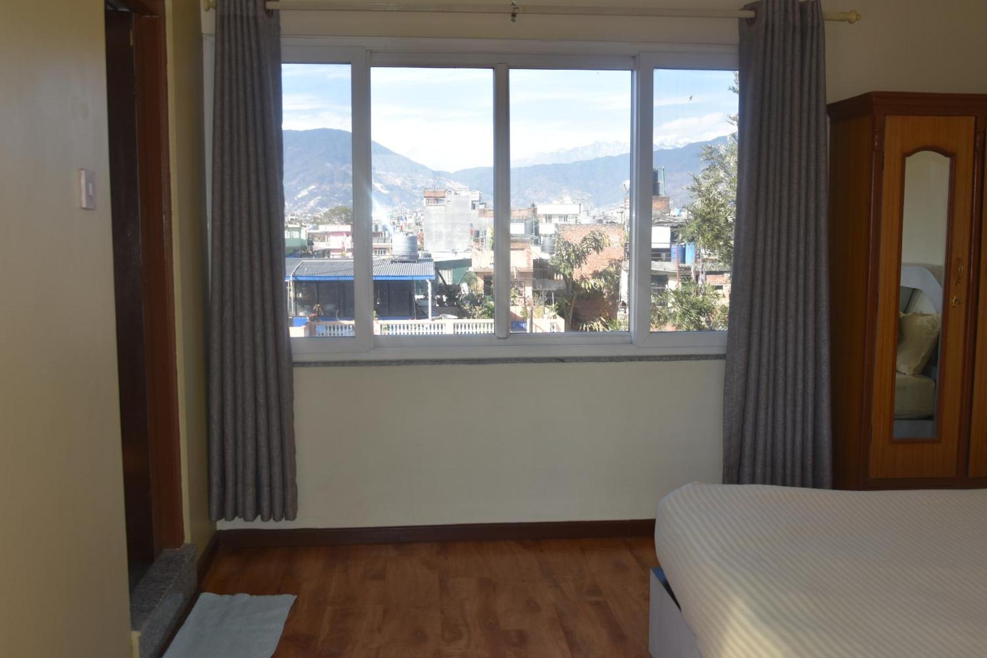 Shine Homestay Famille Francophone Katmandou Extérieur photo